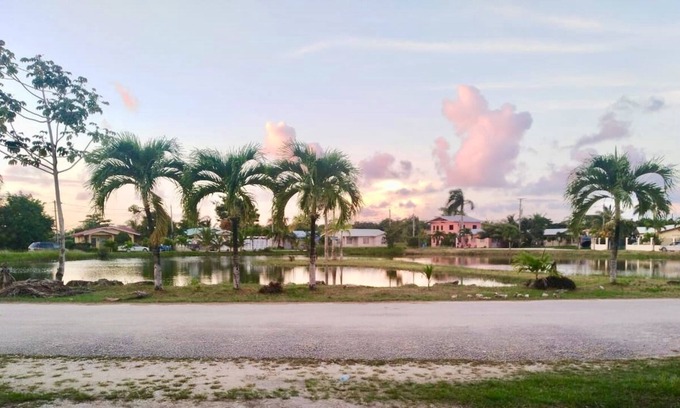 Ladyville House | Cozy Lakeview Home near the Belize City