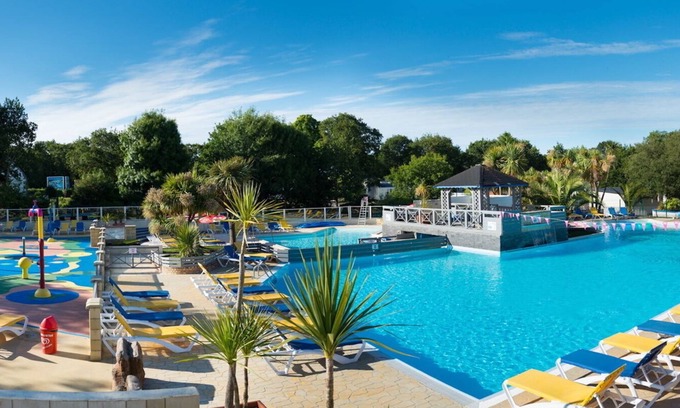 Nevez House | Cozy mobile home for 6 people with terrace/Domaine de Kerlann campsite * South Brittany