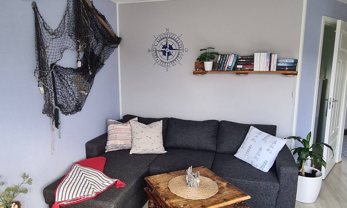 Lauvsnes Apartment | Cozy vacation apartment in central Norway with mountains and sea on your doorstep