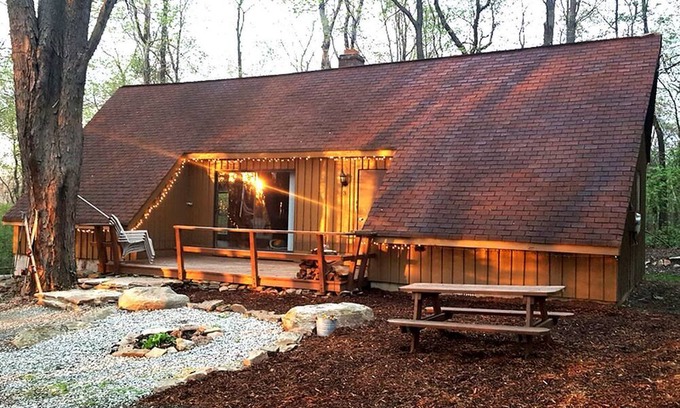 Champion Cabin | Cozy Vacation Rental with High-Speed Wi-Fi near Seven Springs, Pennsylvania