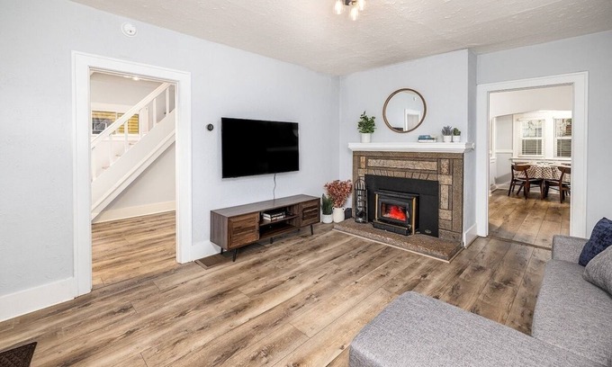 Northwest Everett House | Craftsman home in historic area