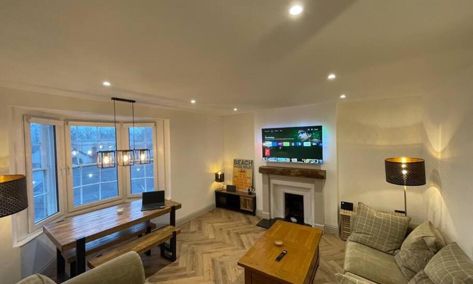 Muston Apartment | Cranford House 3 bedroom apartment Filey