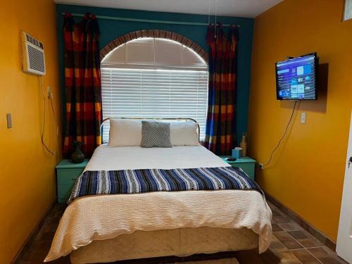 San Felipe Apartment | Crash & Go - Hotel Style Room