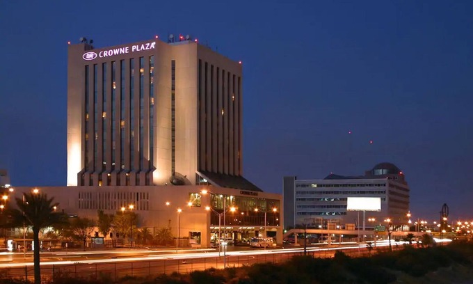 Monterrey Centro Hotel | Crowne Plaza Monterrey by IHG