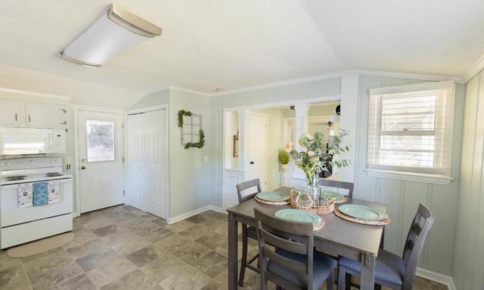 Rosewood House | Cute n' Comfy Capers