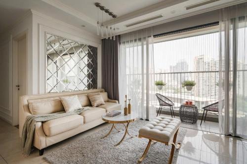 Gia Lam Apartment | D'capital Trần Duy Hưng Homestay