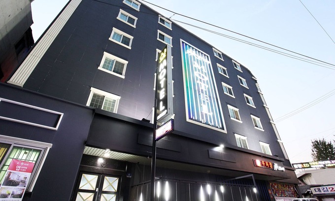 Jung-gu Hotel | Daejeon Eunhaeng Sharp