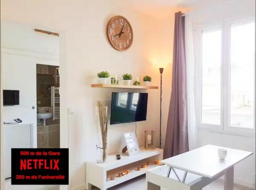Anatole France Danton Apartment | Dalikyda - L'escapade Havraise - Gare - Studio