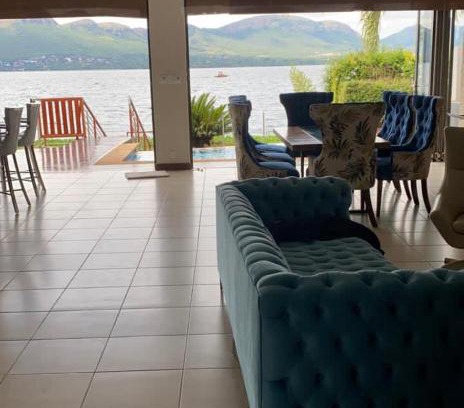 Hartbeespoort House | Dam View HOUSE