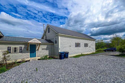 Ludlow Apartment | Damn Farm Apt.