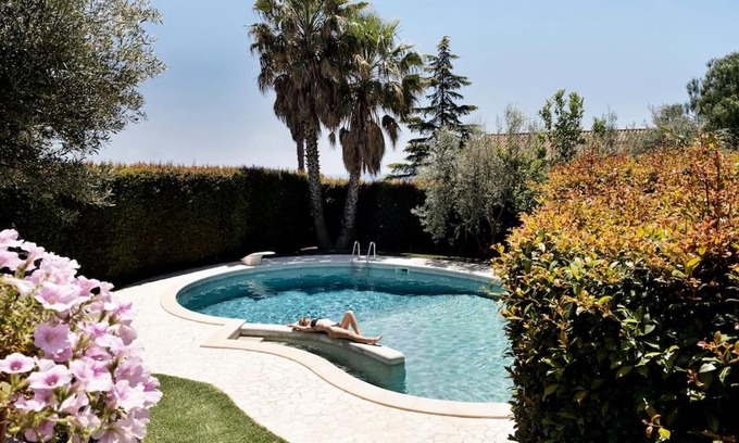 Aci Sant'Antonio Apartment | Daniele's Suite. Etna, Sea & much more.