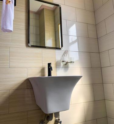 Kampala Hotel | Das Berliner Hotel