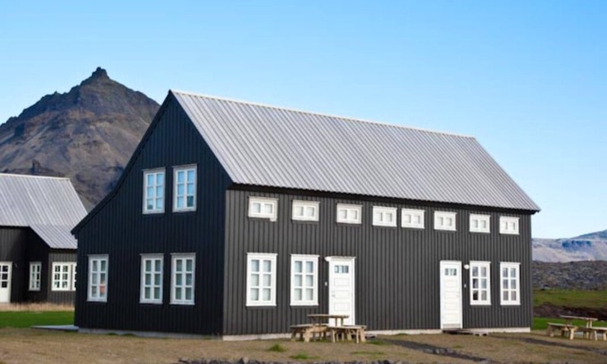 Hellnar House | Day Dream Hellnar