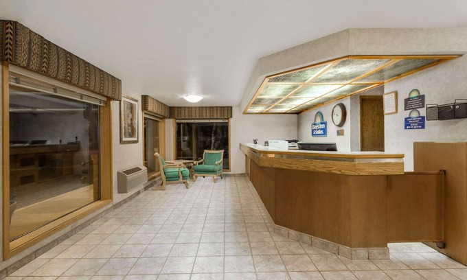 Kanab Hotel | Days Inn & Suites by Wyndham Kanab