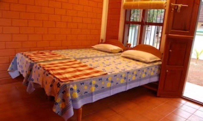 Alappuzha Apartment | Dazzle Dew Memories -Standard Double Room