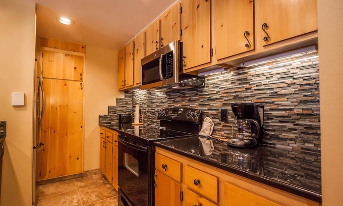 Lakeside Village Apartment | Decatur #1786 by Summit County Mountain Retreats