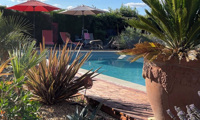 Jumilhac-le-Grand Apartment | Delightful french rustic studio in the Dordogne. We welcome your pet!