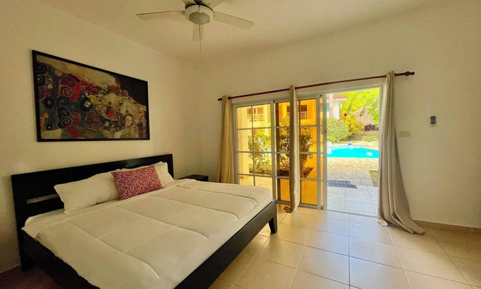 Playa Chiquita Apartment | Deluxe Suite & Breakfast at Coral Blanco Sosua