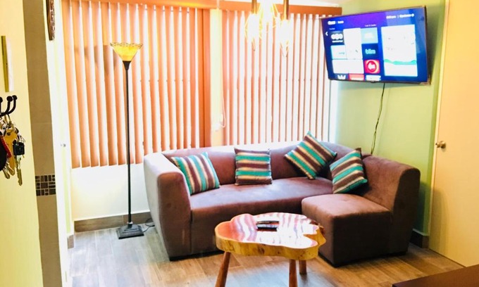 Downtown Mexico City Apartment | Departamento Tu espacio Eje Central 100 y calle Moctezuma, Garibaldi-Lagunilla Subway-Station