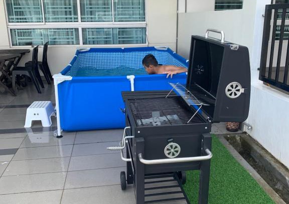 Bandar Penawar House | Desaru Vacation Home w Private Pool,BBQ,Karaoke,FREE WIFI,Netflix