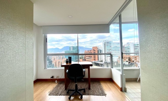 Patio Bonito Apartment | Descubre la Comodidad y Belleza de Medellín Desde Este Hermoso Apartamento!