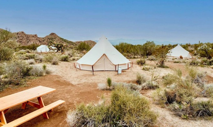 Yucca RV Rental | Desert Glamping Escape w/ Shared Bathroom: Mirage at Ravari (4 of 6)