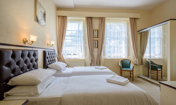 Torquay Hotel | Devonshire Hotel