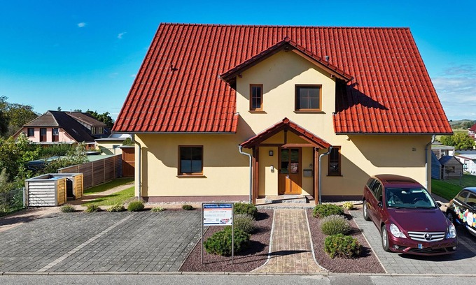 Thiessow Apartment | Die Ferienwohnung 01 im Ferienhaus De Niege Wech