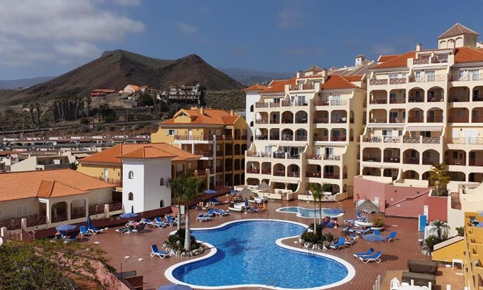 Los Cristianos Apartment | DINASTIA