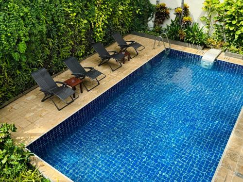 Wat Bowon Niwet Hotel | Dinsomon Hotel