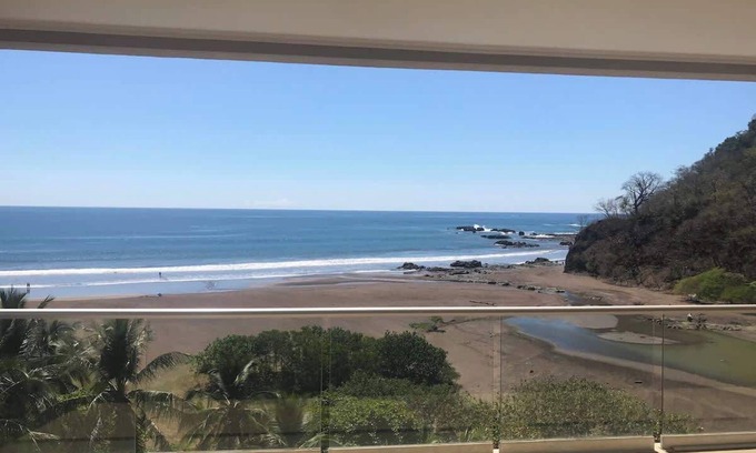 Barrio Los Faroles Apartment | Direct Beach Front Ocean View on 7th Floor