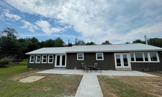 Salisbury Center Cabin | Direct Lakefront Cabin with 3 bedrooms! Serene Getaway!