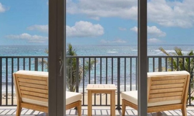 Oyster Pond Condo | Discover a revitalizing beachfront hotel in St. Maarten
