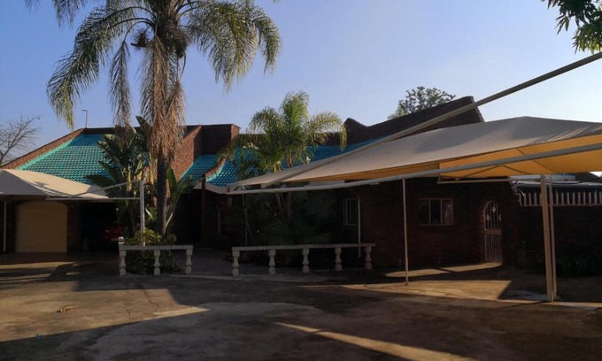 Rustenburg House | Doedoe Plekkie