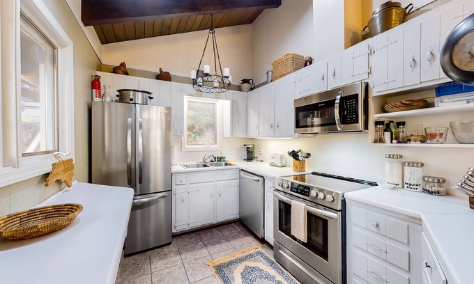 Sugar Mountain Ski Chalet | Dog-Friendly Oasis - Private Hot Tub, Game Room, AC, Pool Table, & Fireplace