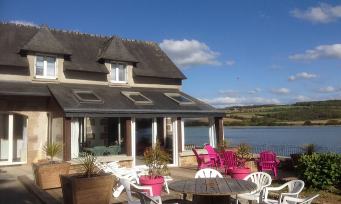 La Forest-Landerneau House | Domain Wifi Kayaks Stand up "feet in the water" in Landerneau dogs ok