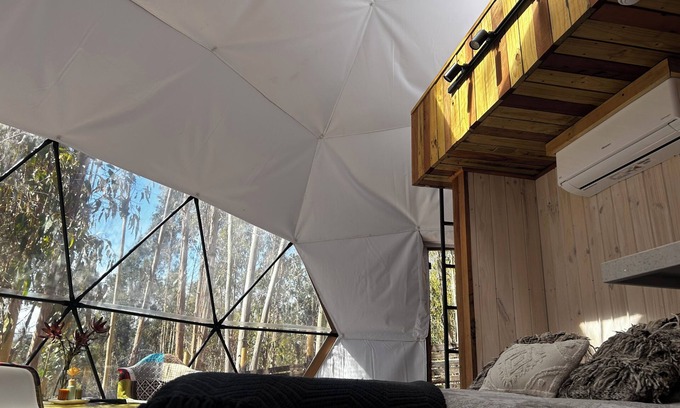 Tunquen House | DOMO Boutique with tinaja in the Tunquen Forest