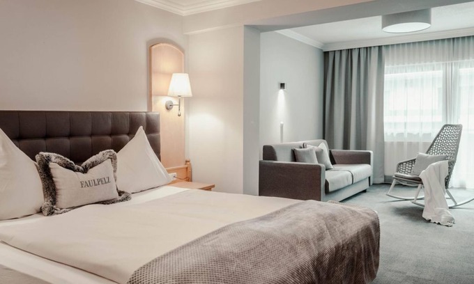 Maurach House | Doppelzimmer Bergblick bis 2 Nächte Inkl.frühstück - Hotel St. Georg zum See