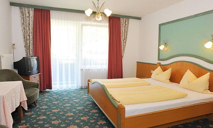 Filzmoos House | Double room, bathtub, balcony - Hotel Bergglück