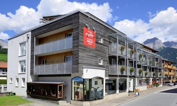Maria Alm am Steinernen Meer Apartment | *Double room Design Plus breakfast - AlpenParks Hotel & Apartment Maria Alm