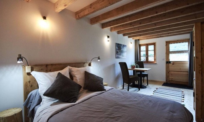 Aime House | Double room La Foyère