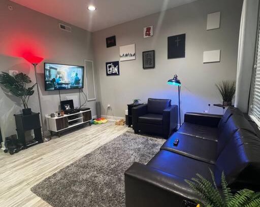 Southwest Raleigh Apartment | Downtown Raleigh Pad