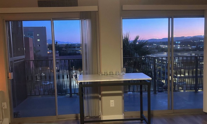 Downtown Tucson Apartment | Downtown-Spacious 1bdrm, Desert Views, City Lights, Fitness Room, Pool & WiFi