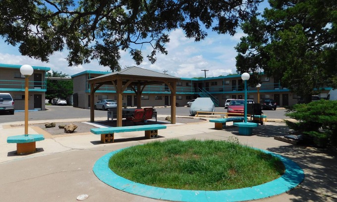 Tyrone Hotel | Drifter Motel