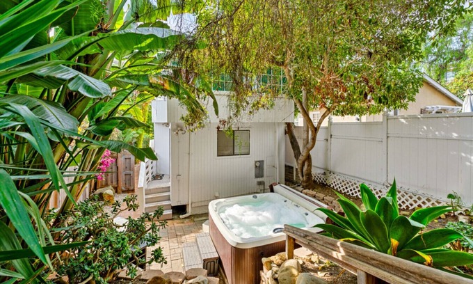 Summerland House | Driftwood Club - Ocean View, Hot Tub, Pet-Friendly