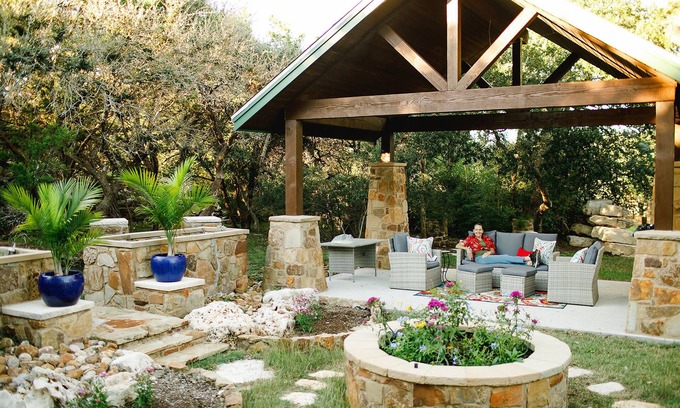 Austin House | Dripping Springs Hill Country Fall/Winter SALE New Stays 2nts get 30% Off 3rd!