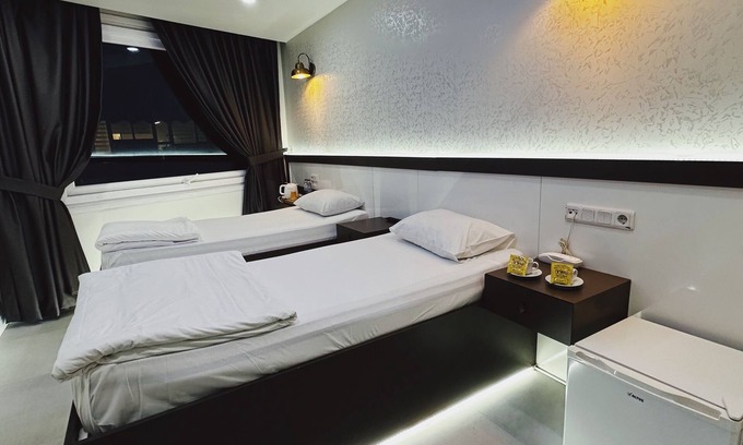 Moda Hotel | DUCK OTEL