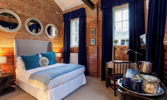 Bicester House | Duclos Private room at Bicester Heritage