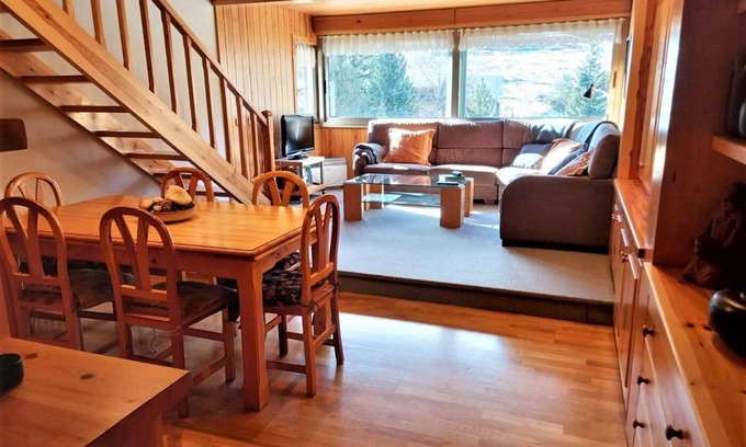 La Molina Apartment | Duplex 3 Bed Parking, Ski Storage & Games Room