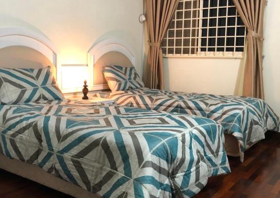 Tanjung Bungah Apartment | Duplex 3Bedroom Marvista Penang